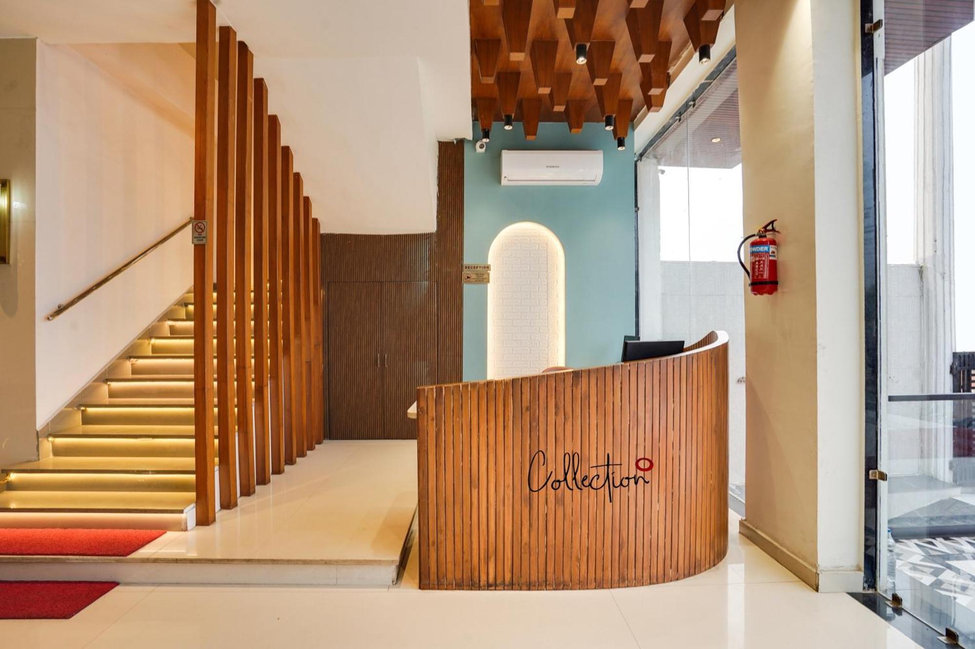 Townhouse Amanaka Formerly Hotel City Pride Rāipur Extérieur photo